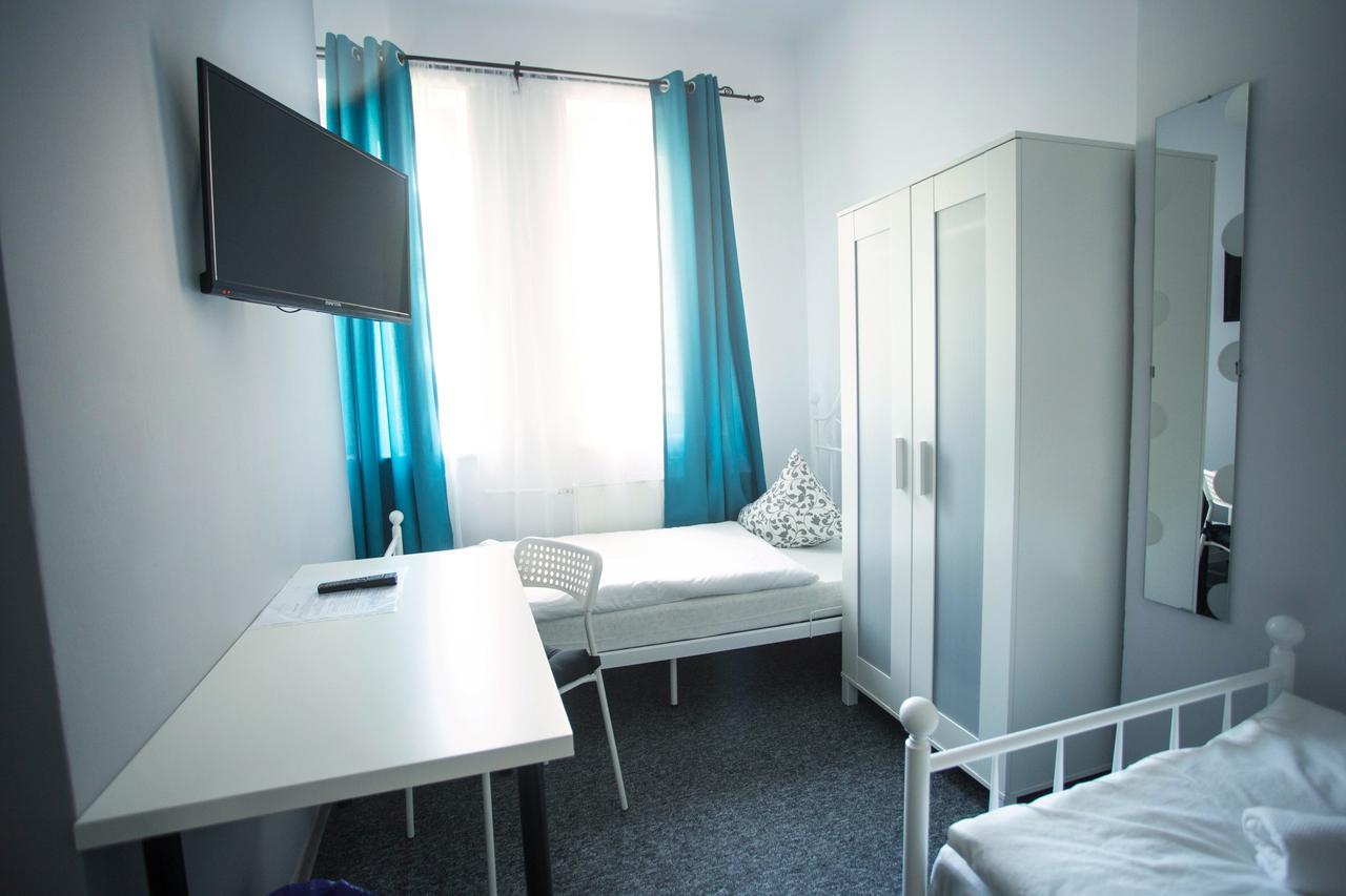 Moonriver Inn Varsó Kültér fotó
